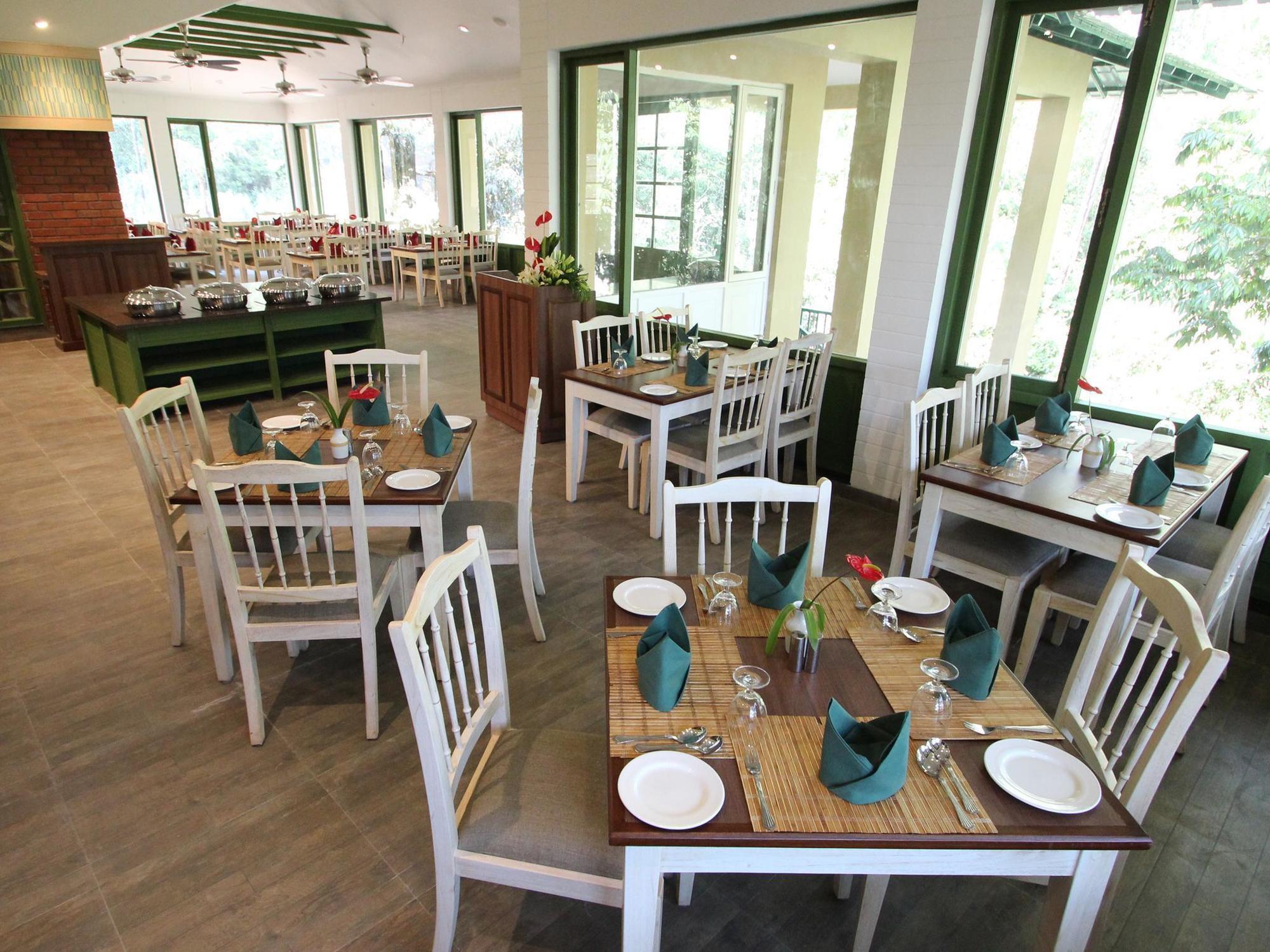 Club Mahindra Mount Serene, Munnar Chinnakanal Exterior photo
